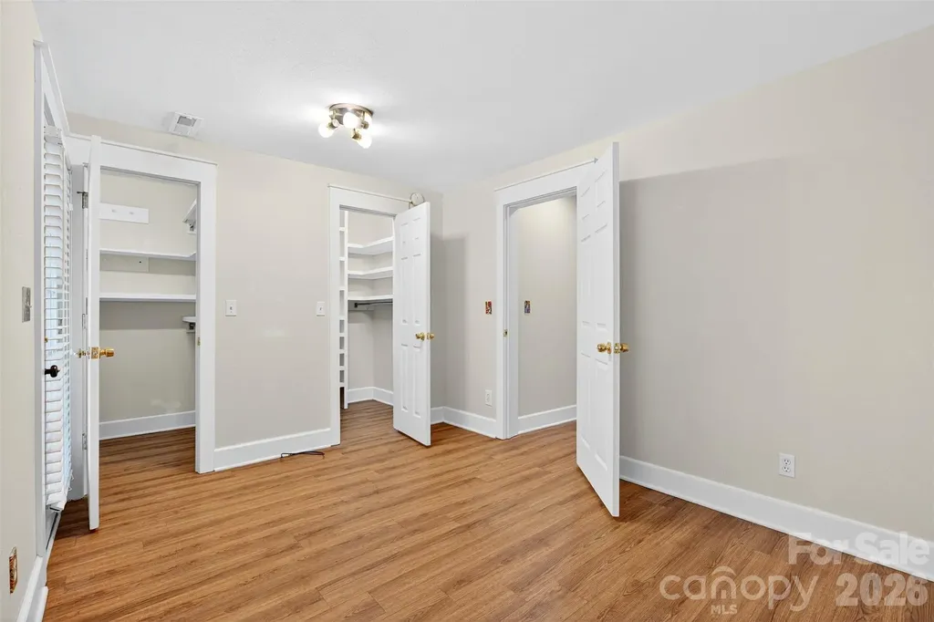 160 E Howard Street Tryon NC 28782