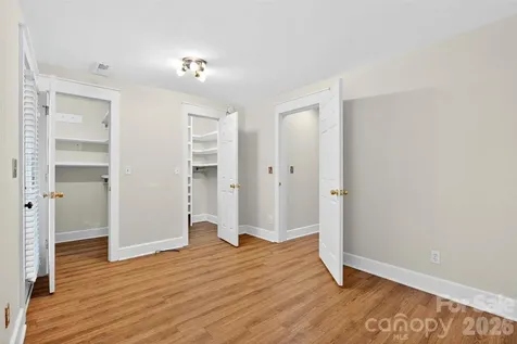 160 E Howard Street Tryon NC 28782
