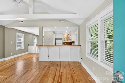 160 E Howard Street Tryon NC 28782
