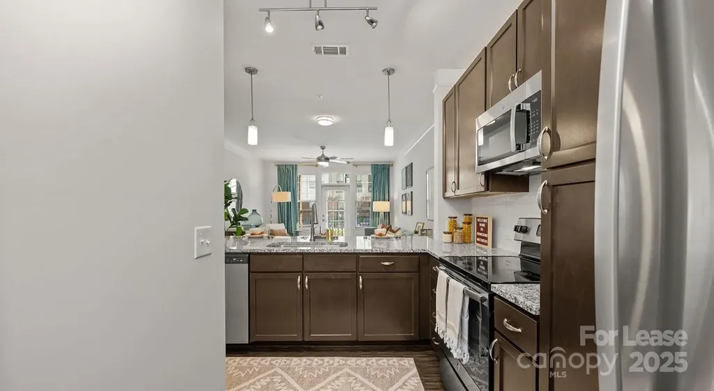 10624 Parrish Street Matthews NC 28105