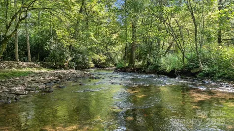 90 Wilds Cove Road Franklin NC 28734