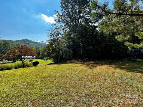 90 Wilds Cove Road Franklin NC 28734