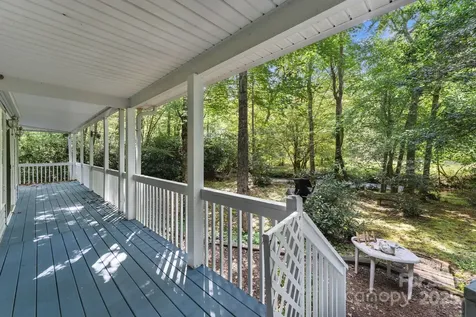 90 Wilds Cove Road Franklin NC 28734
