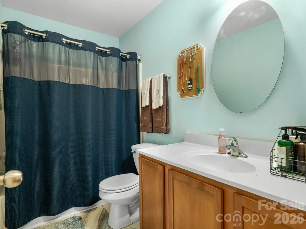404 Villas Court Asheville NC 28806