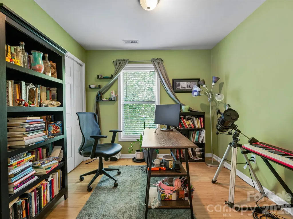 404 Villas Court Asheville NC 28806