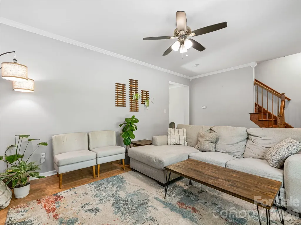 404 Villas Court Asheville NC 28806