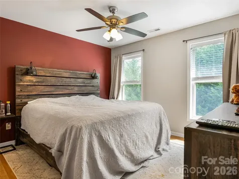 404 Villas Court Asheville NC 28806
