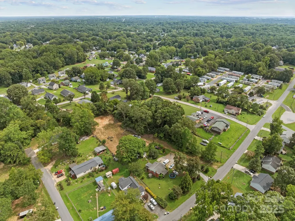 621 Pleasant Avenue Kannapolis NC 28081