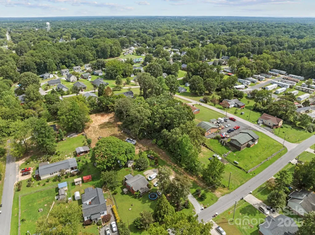 621 Pleasant Avenue Kannapolis NC 28081