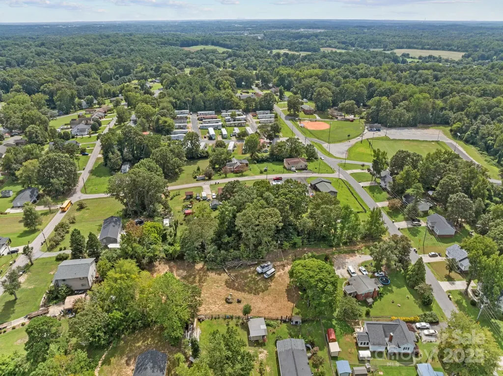 621 Pleasant Avenue Kannapolis NC 28081