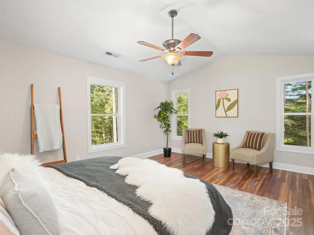 11 Tahchee Trail Fletcher NC 28732