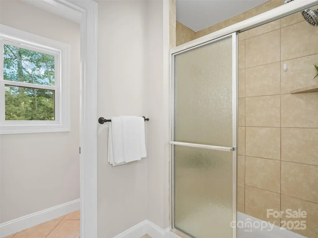11 Tahchee Trail Fletcher NC 28732