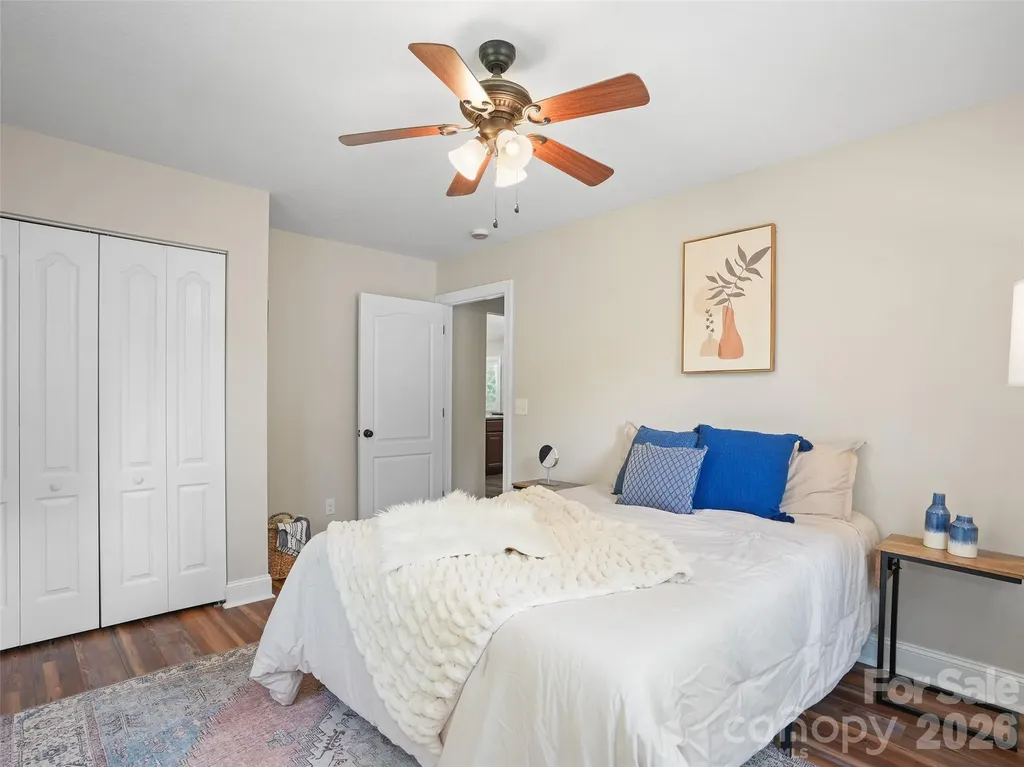11 Tahchee Trail Fletcher NC 28732