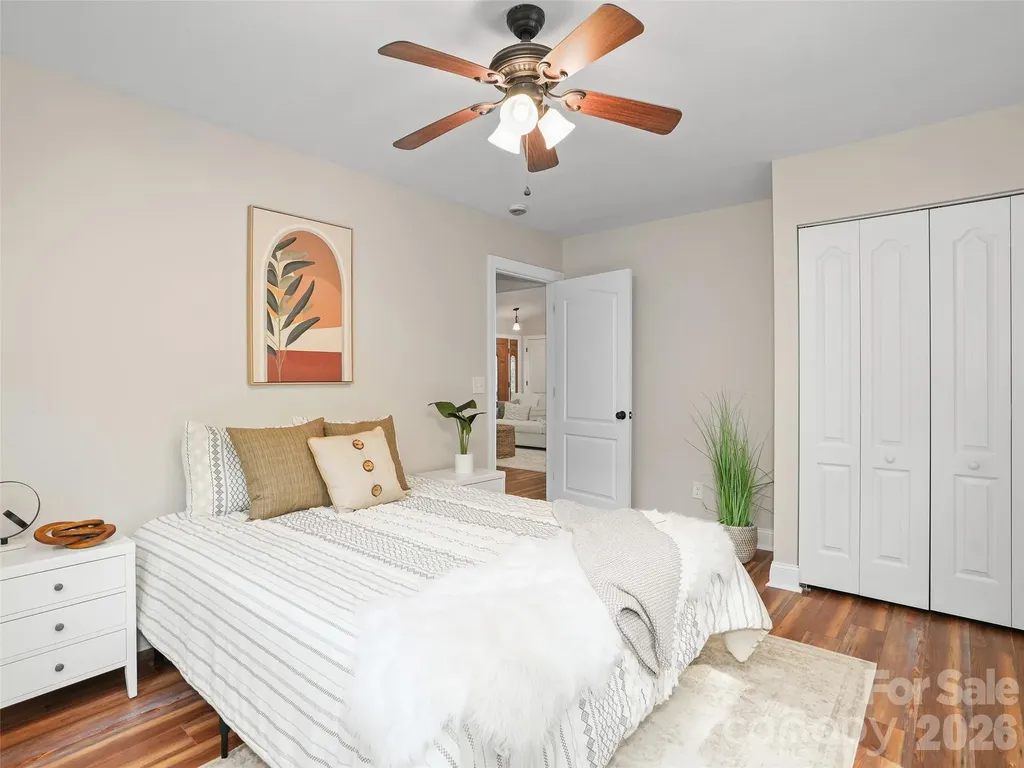 11 Tahchee Trail Fletcher NC 28732
