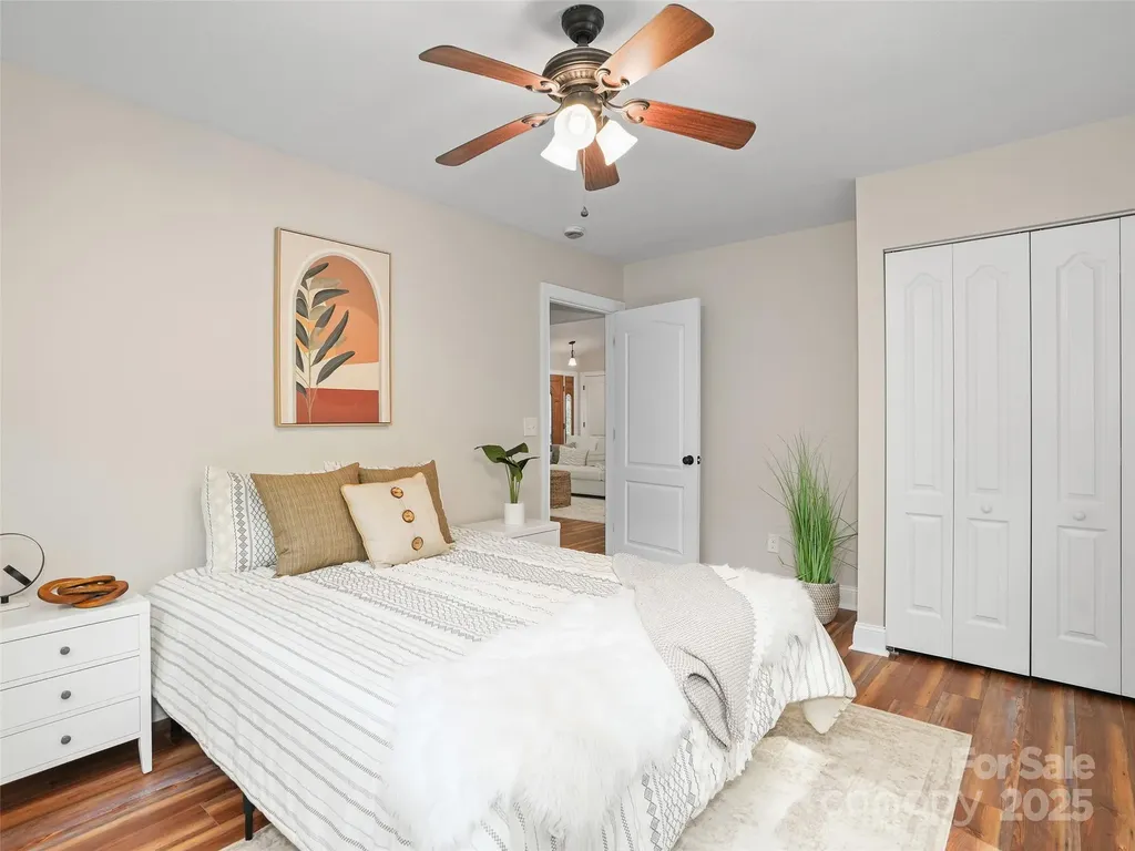 11 Tahchee Trail Fletcher NC 28732