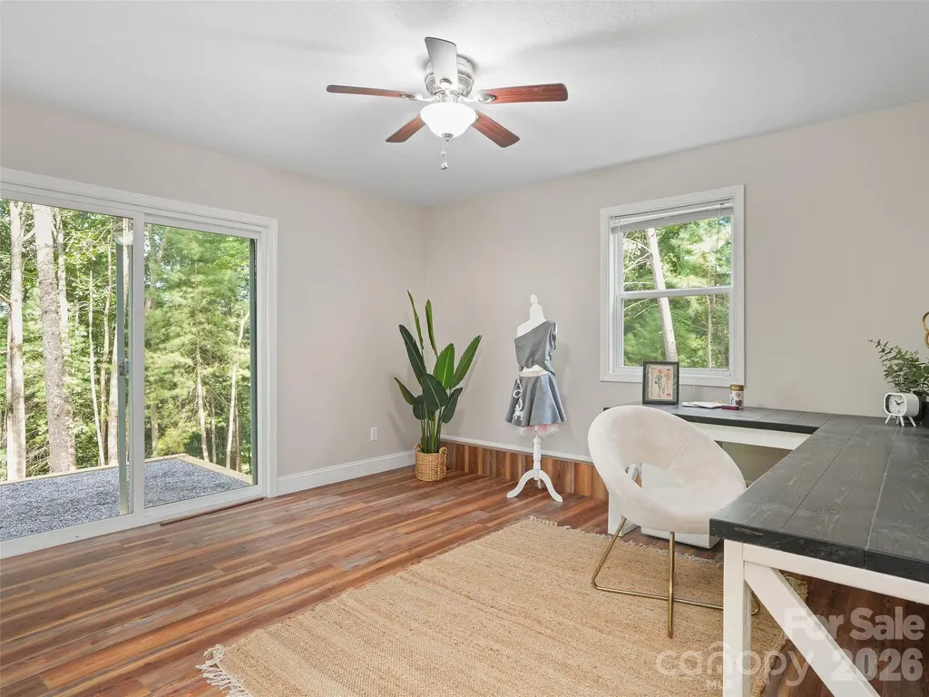 11 Tahchee Trail Fletcher NC 28732