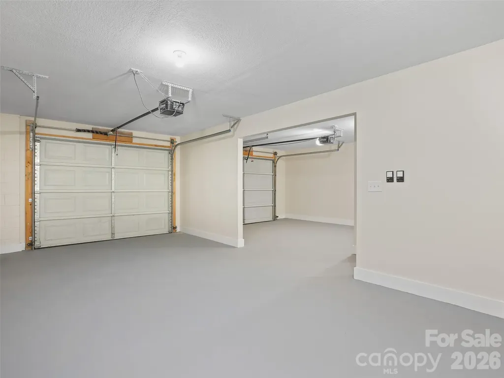 11 Tahchee Trail Fletcher NC 28732