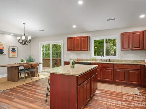 11 Tahchee Trail Fletcher NC 28732