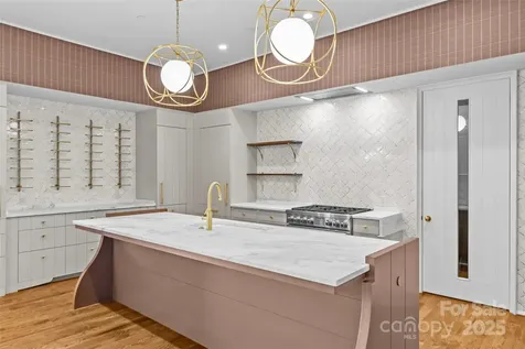 1172 Queens Road Charlotte NC 28207