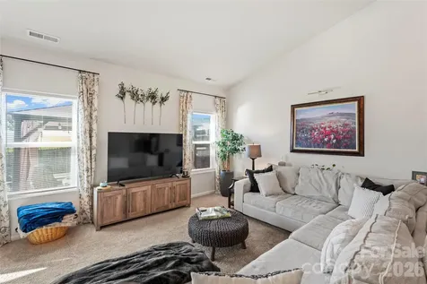 3112 Wynn Way Charlotte NC 28215