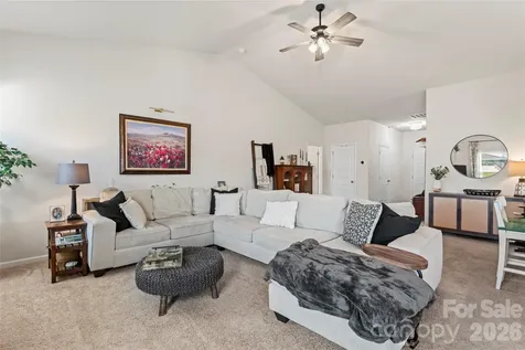 3112 Wynn Way Charlotte NC 28215