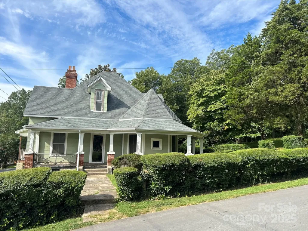 1003 Lundix Street Albemarle NC 28001