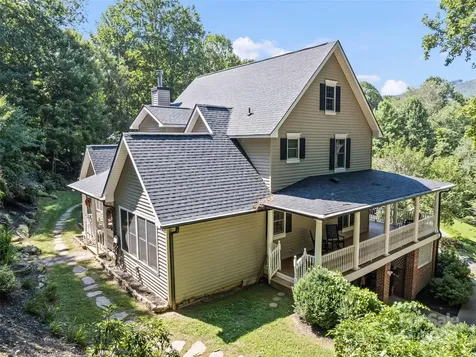 40 Panda Trail Waynesville NC 28785