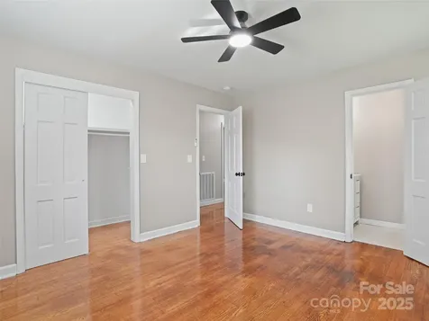 220 Love Lane Waynesville NC 28786