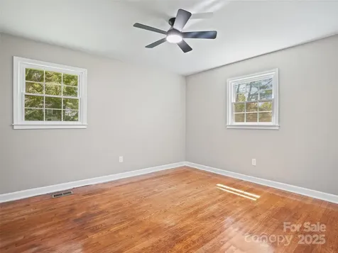 220 Love Lane Waynesville NC 28786