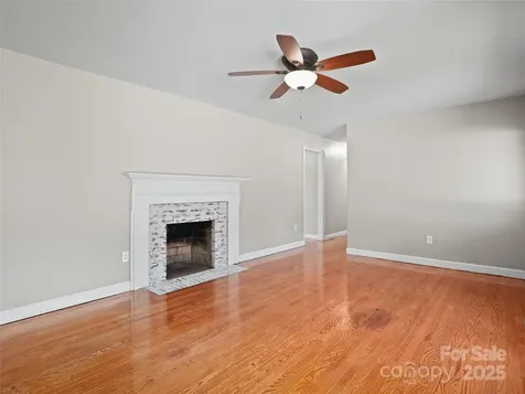 220 Love Lane Waynesville NC 28786