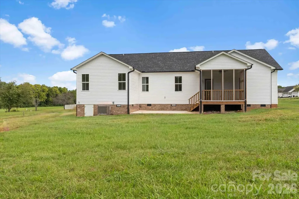 113 Cheval Trail Cleveland NC 27013