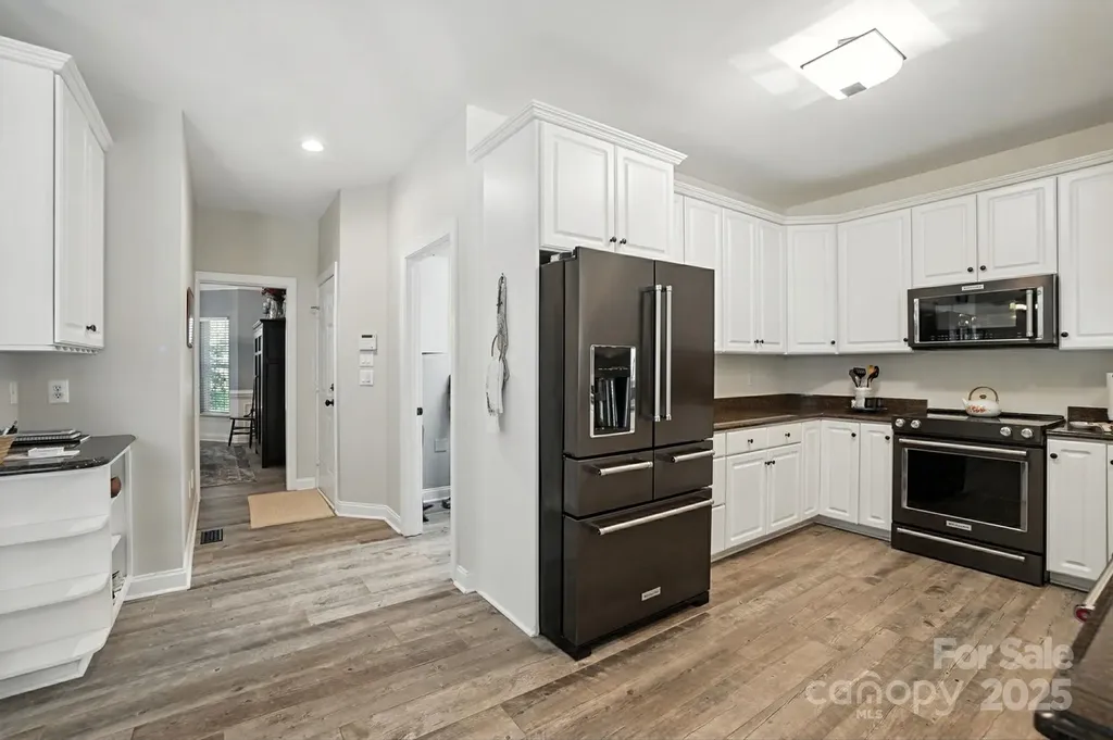 10219 Windtree Lane Charlotte NC 28215