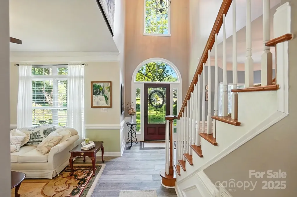 10219 Windtree Lane Charlotte NC 28215