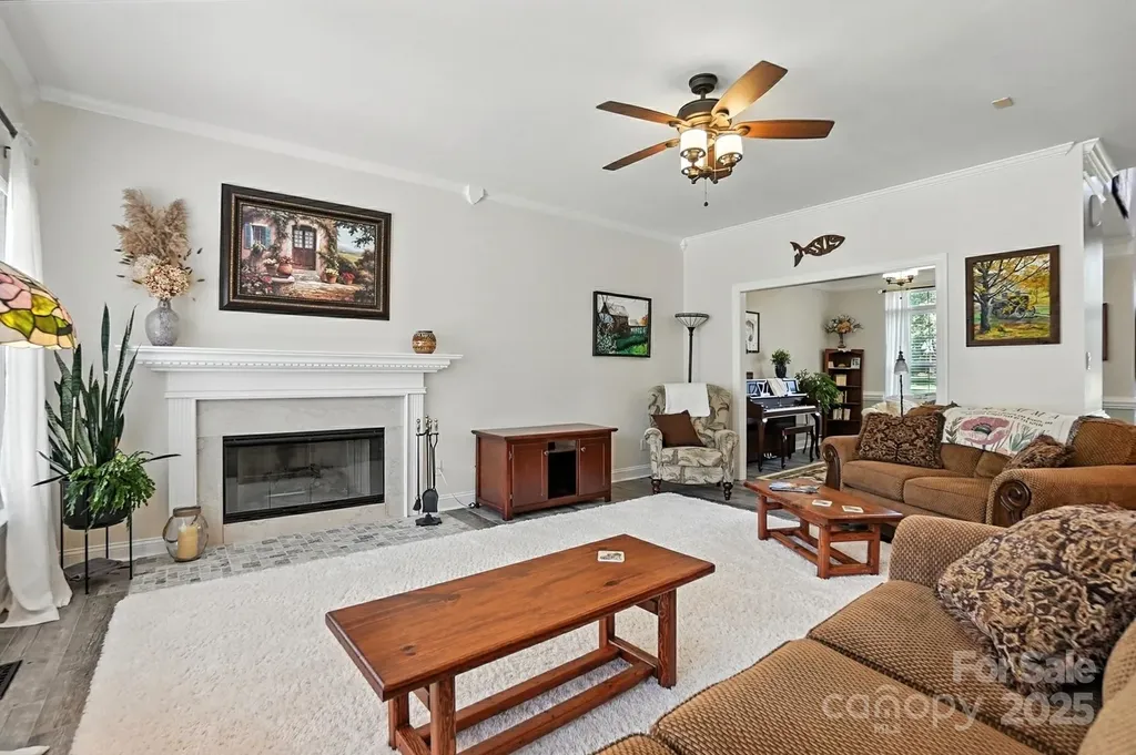 10219 Windtree Lane Charlotte NC 28215