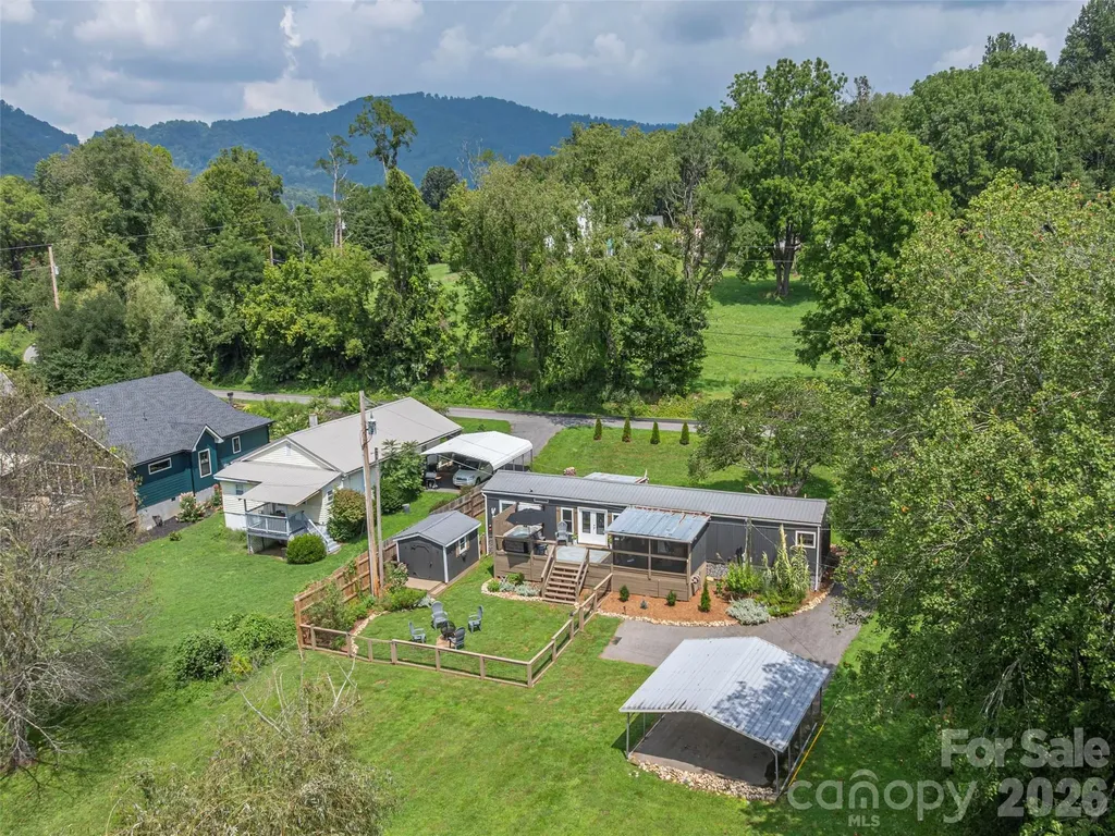 248 Max Thompson Road Canton NC 28716