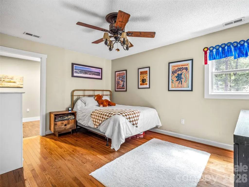 135 Dogwood Drive Brevard NC 28712