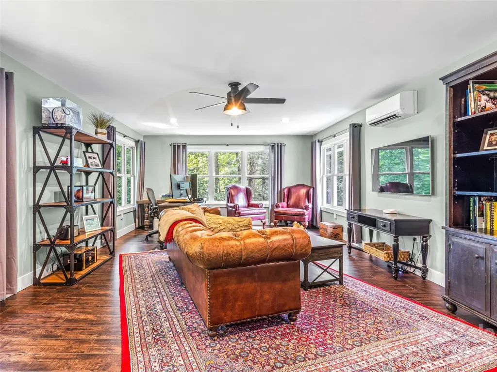 135 Dogwood Drive Brevard NC 28712