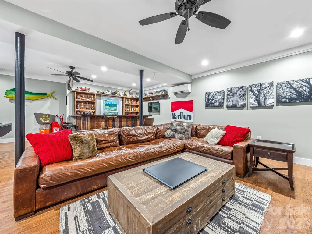 135 Dogwood Drive Brevard NC 28712