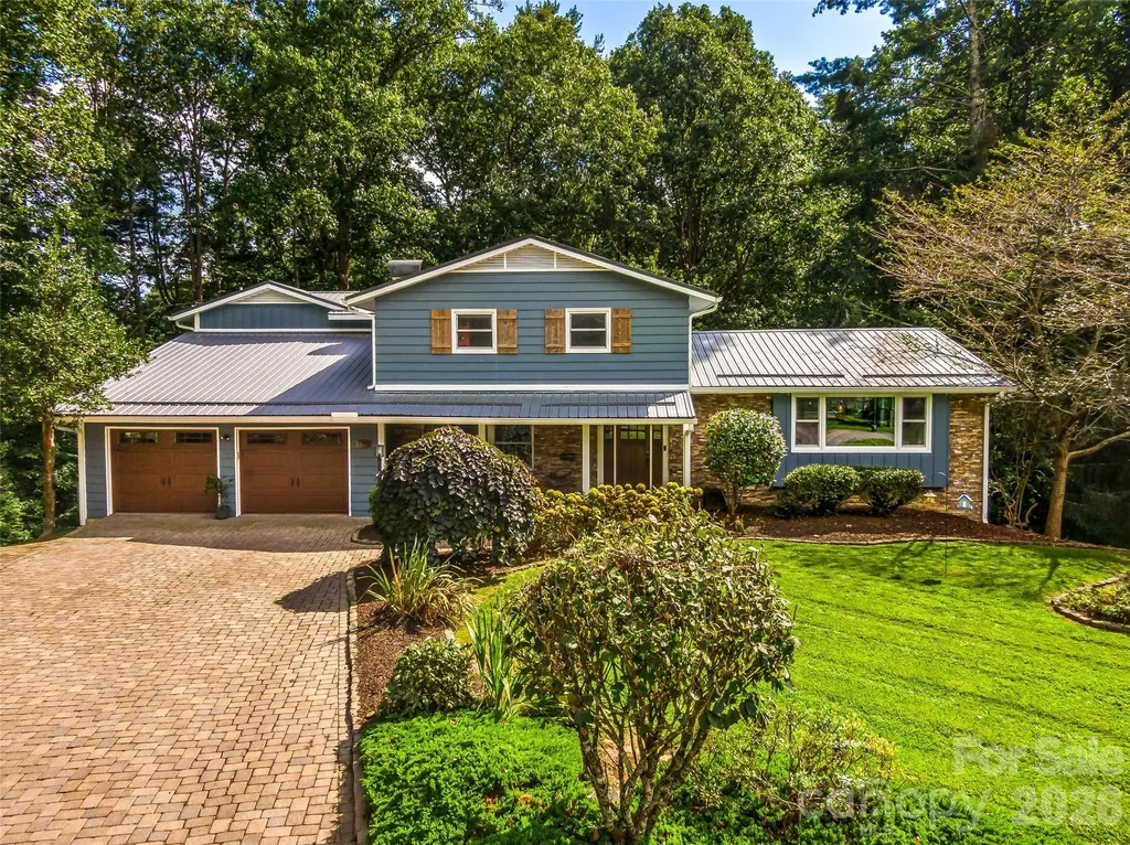 135 Dogwood Drive Brevard NC 28712