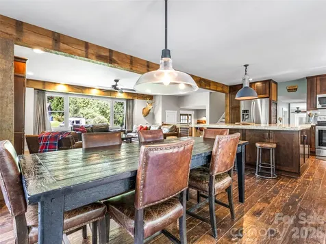 135 Dogwood Drive Brevard NC 28712