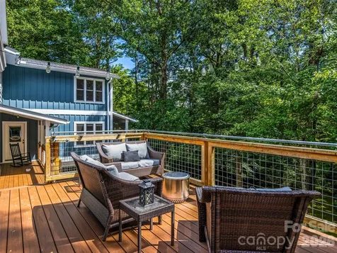 135 Dogwood Drive Brevard NC 28712
