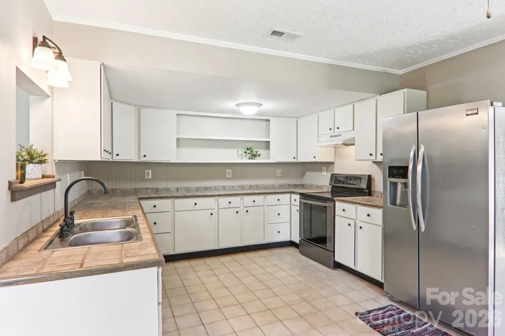 55 Polk Street Waynesville NC 28786