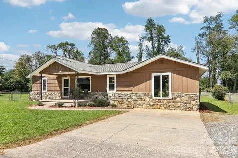 55 Polk Street Waynesville NC 28786
