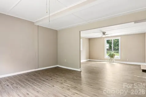 55 Polk Street Waynesville NC 28786
