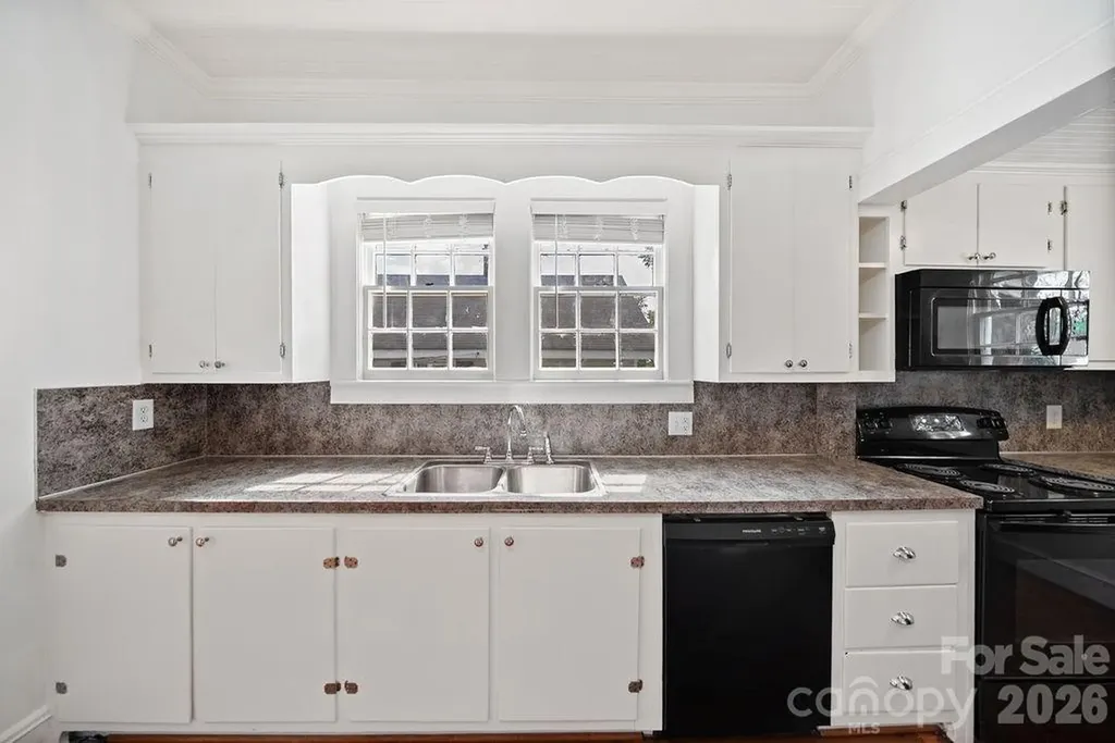 194 Cedar Drive Concord NC 28025