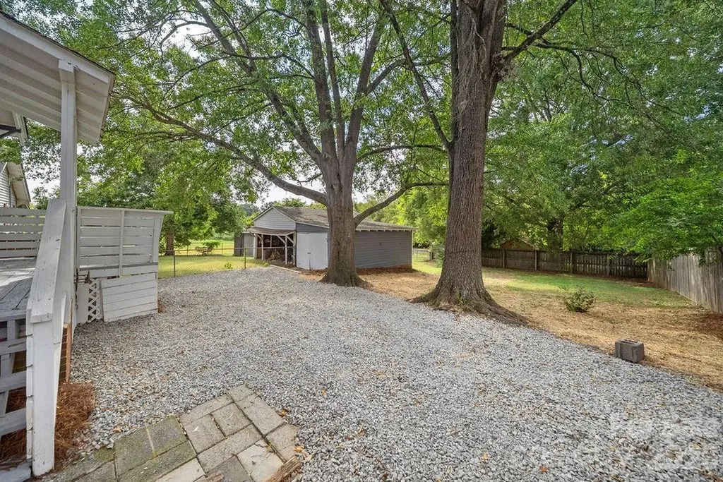 194 Cedar Drive Concord NC 28025