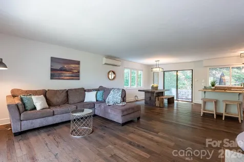 50 Springwood Drive Asheville NC 28805