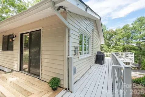 50 Springwood Drive Asheville NC 28805