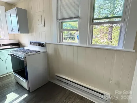 13 Newfound Street Canton NC 28716