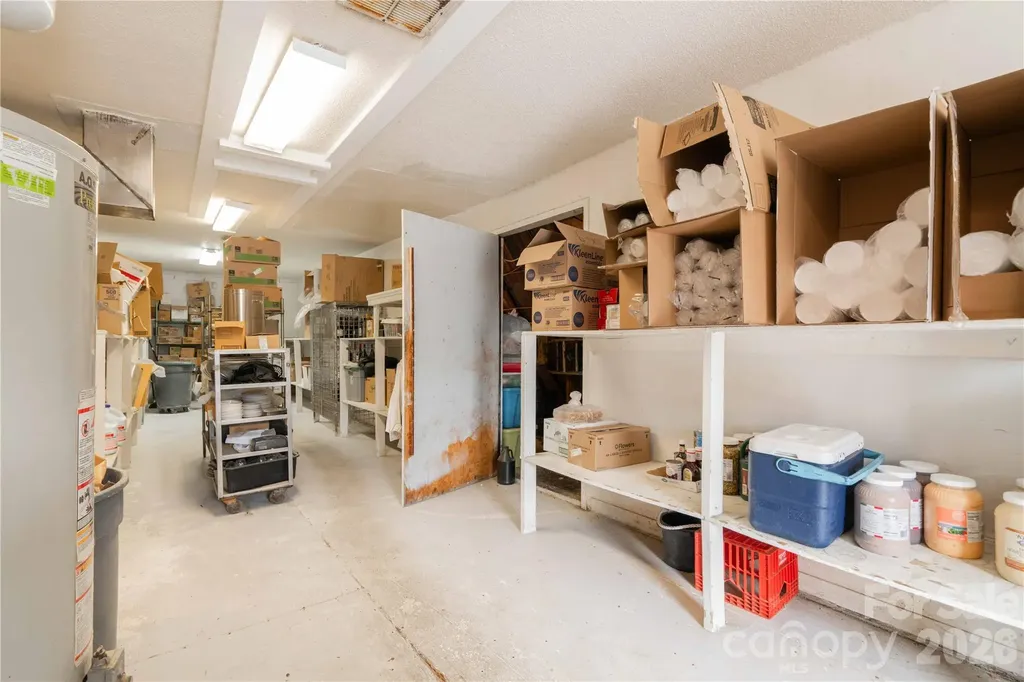 3449 Robinhood Road Winston Salem NC 27106